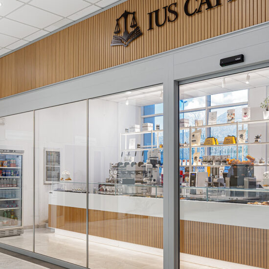 Arredamento Ius Caffè realizzato da Karmyn
